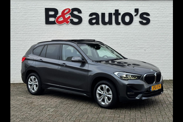 BMW X1 SDrive18i High Executive Cruise Climate control Leer+memory Sfeerverlichting Navigatie Full LED Parkeersensoren