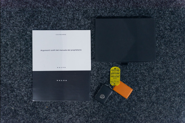 Volvo XC60 T6 Aut. Inscription Leder Navigatie Parkeercamera 340pk