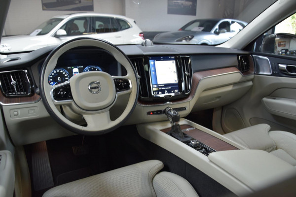 Volvo XC60 2.0 T5 AWD Inscription Panoramadak|B&O|ACC|1e Eig.|Lane-Assist|Org.NL|Dealer Onderhouden