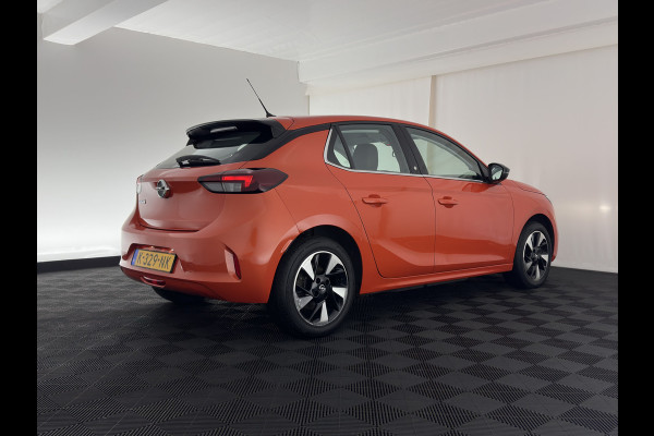 Opel CORSA-E Elegance 50 kWh [3-FASE] {SOH-90%} (INCL-BTW) Aut.*FULL-LED | DIGI-COCKPIT | LEATHER-MICROFIBRE | NAVI-FULLMAP | CAMERA | CARPLAY | ECC | KEYLESS | CRUISE | DAB | PDC | 16'' ALU*
