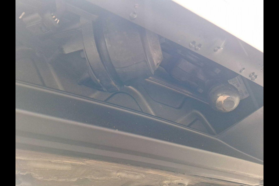 CUPRA Leon Sportstourer 1.4 e-Hybrid VZ Performance 245pk | Trekhaak wegklapbaar |  Verwarmbare voorstoelen | Camera | Adaptive cruise control