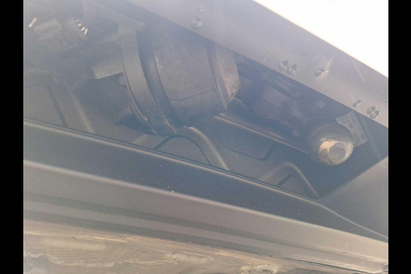 CUPRA Leon Sportstourer 1.4 e-Hybrid VZ Performance 245pk | Trekhaak wegklapbaar |  Verwarmbare voorstoelen | Camera | Adaptive cruise control