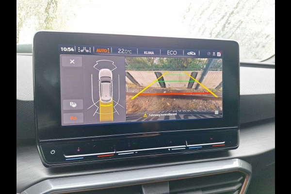 CUPRA Leon Sportstourer 1.4 e-Hybrid VZ Performance 245pk | Trekhaak wegklapbaar |  Verwarmbare voorstoelen | Camera | Adaptive cruise control