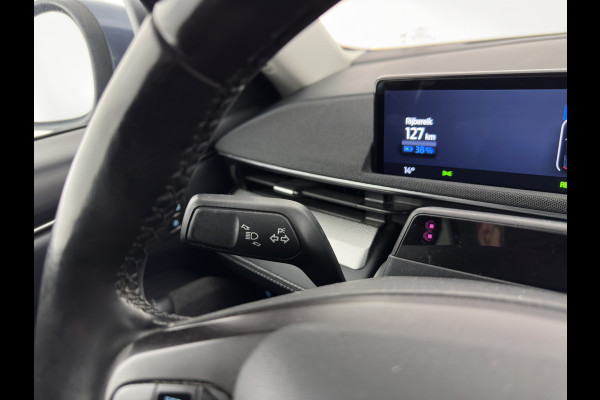 Ford Mustang Mach-E RWD 75 kWh [3-Fase ] {SOH-90%} (INCL-BTW) Aut.*LUXURY-LEATHER | FULL-LED | DAB | DIGI-COCKPIT | KEYLESS | NAVI-FULLMAP | CARPLAY | HEATED-COMFORTSEATS | CAMERA | ADAPTIVE-CRUISE | 18'' ALU*