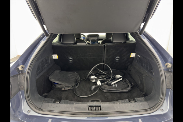 Ford Mustang Mach-E RWD 75 kWh [3-Fase ] {SOH-90%} (INCL-BTW) Aut.*LUXURY-LEATHER | FULL-LED | DAB | DIGI-COCKPIT | KEYLESS | NAVI-FULLMAP | CARPLAY | HEATED-COMFORTSEATS | CAMERA | ADAPTIVE-CRUISE | 18'' ALU*