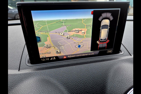 Audi A3 Sportback 35 TFSI S Line black line . Panoramadak . Matrix . 54000 km