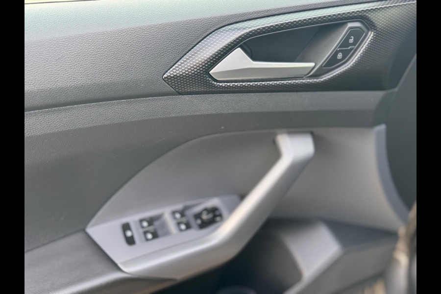 Volkswagen T-Cross 1.0 TSI Life DSG Navigatie APPLE Carplay Led ACC