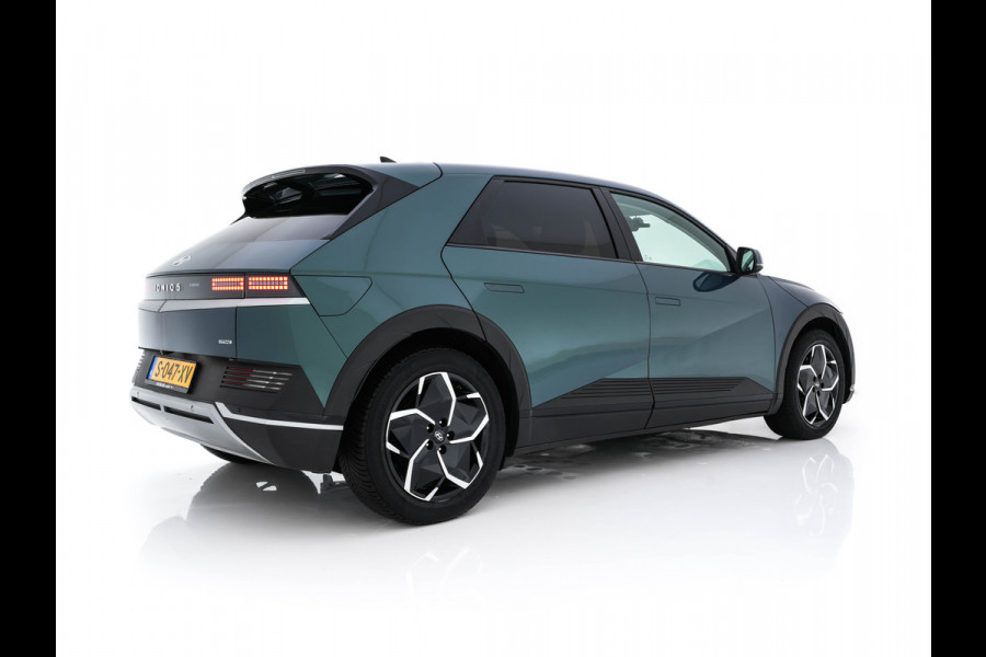 Hyundai IONIQ 5 Connect+ AWD 77.4 kWh [3-FASE] (INCL. BTW) AUT.* HEATPUMP | BOSE-AUDIO | FULL-LED | DIGI-COCKPIT | AMBIENT-LIGHT | DAB | SHIFT-PADELS | HEAT UP | NAVI-FULLMAP | KEYLESS | CAMERA | HEATED-COMFORTSEATS | ...*