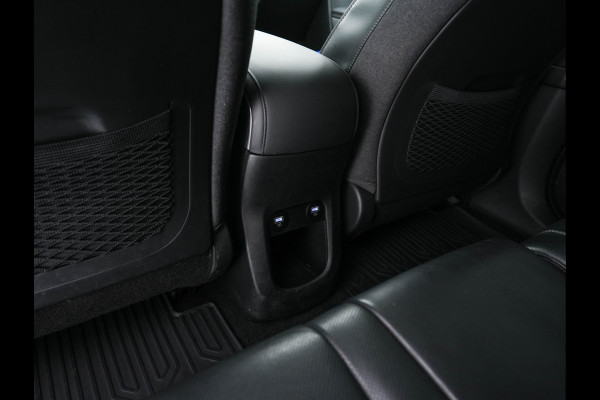 Hyundai IONIQ 5 Connect+ AWD 77.4 kWh [3-FASE] (INCL. BTW) AUT.* HEATPUMP | BOSE-AUDIO | FULL-LED | DIGI-COCKPIT | AMBIENT-LIGHT | DAB | SHIFT-PADELS | HEAT UP | NAVI-FULLMAP | KEYLESS | CAMERA | HEATED-COMFORTSEATS | ...*