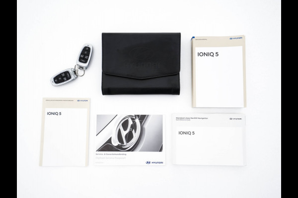 Hyundai IONIQ 5 Connect+ AWD 77.4 kWh [3-FASE] (INCL. BTW) AUT.* HEATPUMP | BOSE-AUDIO | FULL-LED | DIGI-COCKPIT | AMBIENT-LIGHT | DAB | SHIFT-PADELS | HEAT UP | NAVI-FULLMAP | KEYLESS | CAMERA | HEATED-COMFORTSEATS | ...*