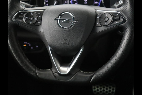 Opel Insignia 1.6 Turbo Executive | OPC Line | Panoramadak | Leder | Trekhaak | Stoelverwarming | Camera | Carplay | Matrix LED | Stuurverwarming | Navigatie | Dodehoek detectie | Climate control