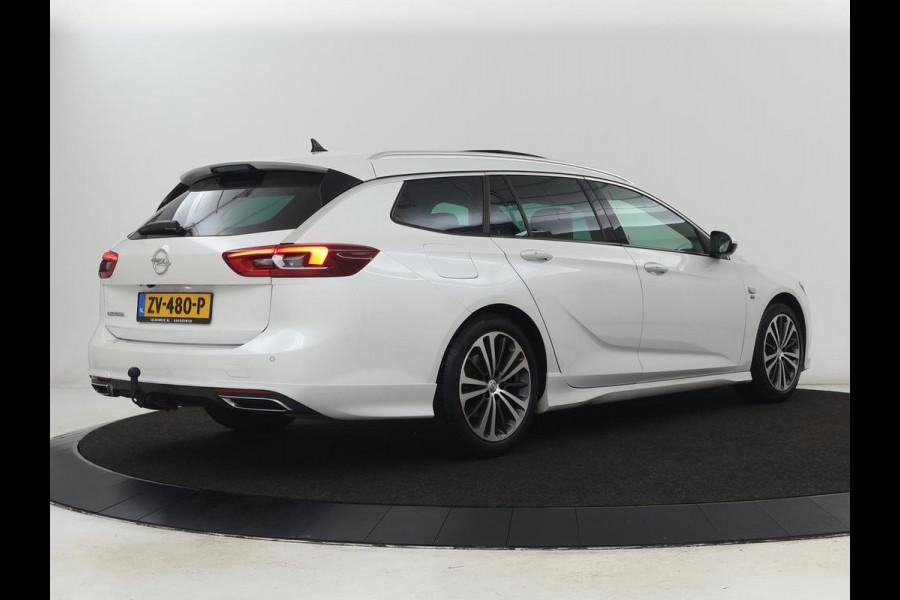 Opel Insignia 1.6 Turbo Executive | OPC Line | Panoramadak | Leder | Trekhaak | Stoelverwarming | Camera | Carplay | Matrix LED | Stuurverwarming | Navigatie | Dodehoek detectie | Climate control