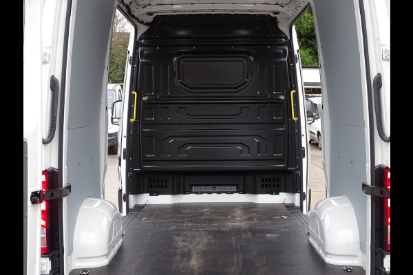 Volkswagen Crafter 2.0 TDI L3H3 Exclusive Highline