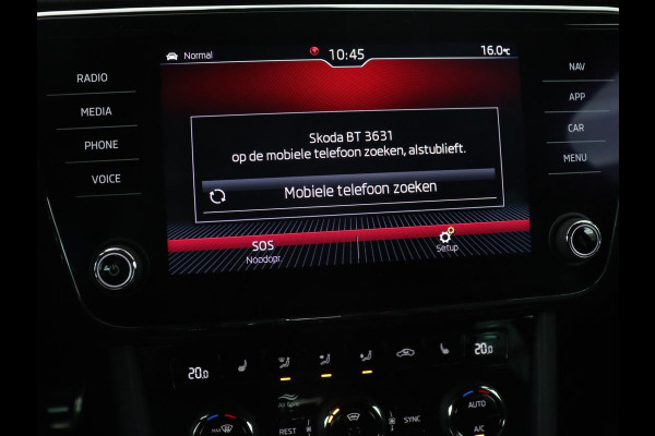 Škoda Superb 1.5 TSI Sportline | Panoramadak | Trekhaak | Stoelverwarming | Alcantara | Adaptive cruise | Camera | Carplay | Matrix LED | Climate control | Parkeerhulp | Sportstoelen