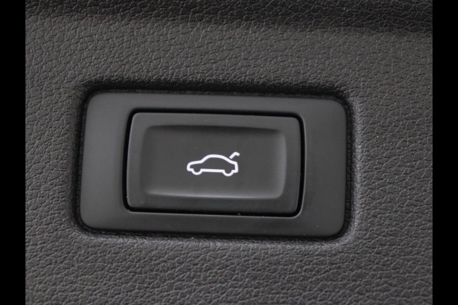 Audi A5 2.0 TFSI MHEV Sport S-line Edition | Panoramadak | Leder | Stoelverwarming | Camera | Memory | Navigatie | Full LED | Climate control | Bluetooth | Cruise control