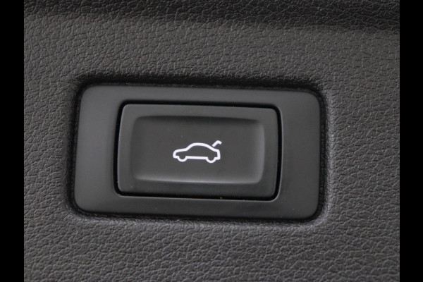 Audi A5 2.0 TFSI MHEV Sport S-line Edition | Panoramadak | Leder | Stoelverwarming | Camera | Memory | Navigatie | Full LED | Climate control | Bluetooth | Cruise control