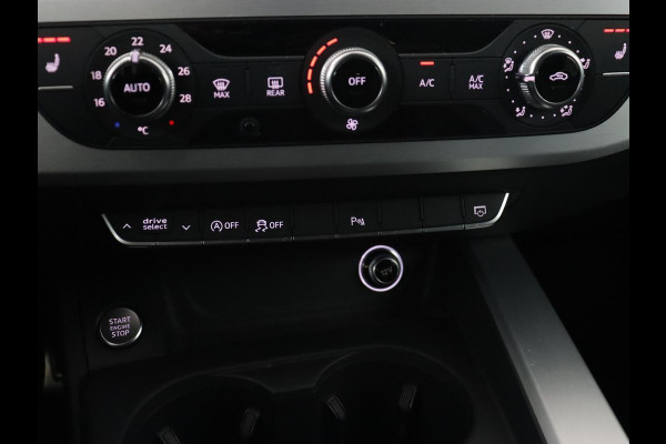 Audi A5 2.0 TFSI MHEV Sport S-line Edition | Panoramadak | Leder | Stoelverwarming | Camera | Memory | Navigatie | Full LED | Climate control | Bluetooth | Cruise control