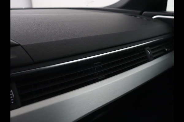 Audi A5 2.0 TFSI MHEV Sport S-line Edition | Panoramadak | Leder | Stoelverwarming | Camera | Memory | Navigatie | Full LED | Climate control | Bluetooth | Cruise control