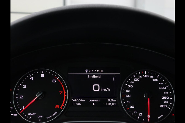 Audi A5 2.0 TFSI MHEV Sport S-line Edition | Panoramadak | Leder | Stoelverwarming | Camera | Memory | Navigatie | Full LED | Climate control | Bluetooth | Cruise control