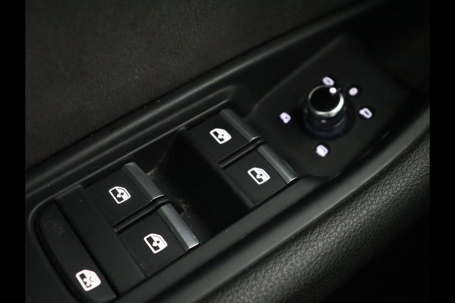 Audi A5 2.0 TFSI MHEV Sport S-line Edition | Panoramadak | Leder | Stoelverwarming | Camera | Memory | Navigatie | Full LED | Climate control | Bluetooth | Cruise control