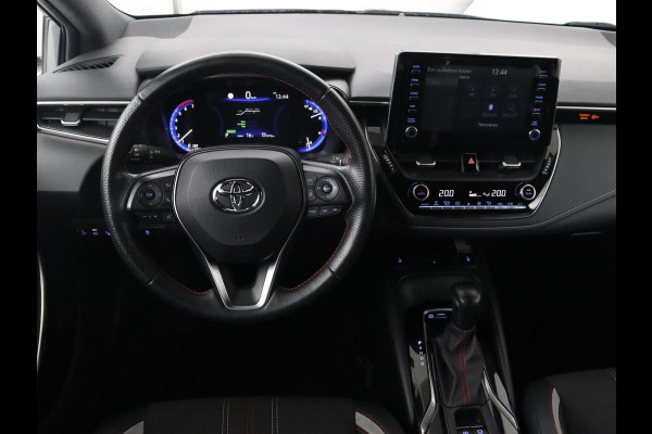 Toyota Corolla 1.8 Hybrid GR-Sport | Stoelverwarming | Carplay | Camera | Sportstoelen | Adaptive cruise | Keyless | Full LED | Park Assist | Climate control | DAB | Digital Cockpit | Getint glas