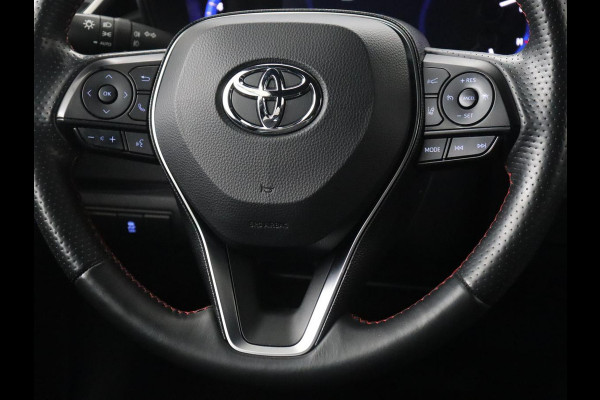 Toyota Corolla 1.8 Hybrid GR-Sport | Stoelverwarming | Carplay | Camera | Sportstoelen | Adaptive cruise | Keyless | Full LED | Park Assist | Climate control | DAB | Digital Cockpit | Getint glas