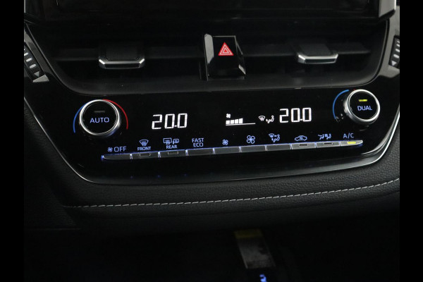Toyota Corolla 1.8 Hybrid GR-Sport | Stoelverwarming | Carplay | Camera | Sportstoelen | Adaptive cruise | Keyless | Full LED | Park Assist | Climate control | DAB | Digital Cockpit | Getint glas