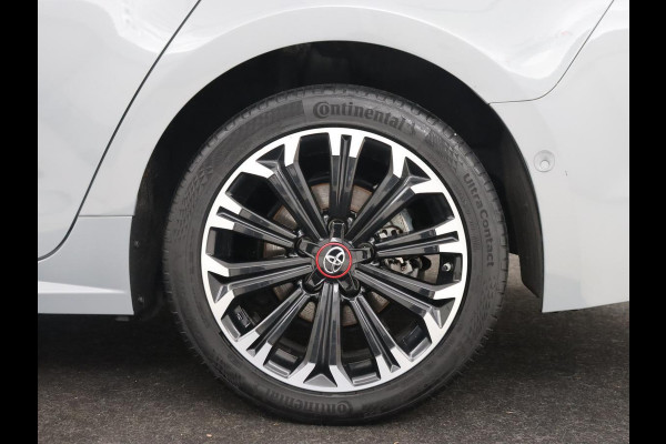 Toyota Corolla 1.8 Hybrid GR-Sport | Stoelverwarming | Carplay | Camera | Sportstoelen | Adaptive cruise | Keyless | Full LED | Park Assist | Climate control | DAB | Digital Cockpit | Getint glas