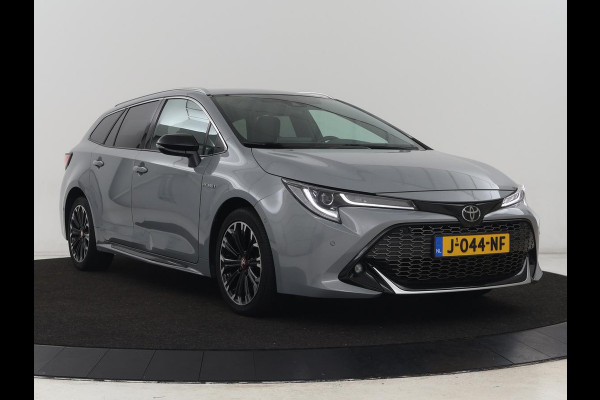 Toyota Corolla 1.8 Hybrid GR-Sport | Stoelverwarming | Carplay | Camera | Sportstoelen | Adaptive cruise | Keyless | Full LED | Park Assist | Climate control | DAB | Digital Cockpit | Getint glas