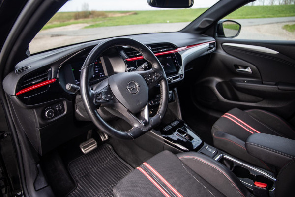 Opel Corsa 1.2 Turbo GS BLACK LINE / APPLE CARPLAY / AUTOMAAT / 360 CAMERA / STOELVERWARMING