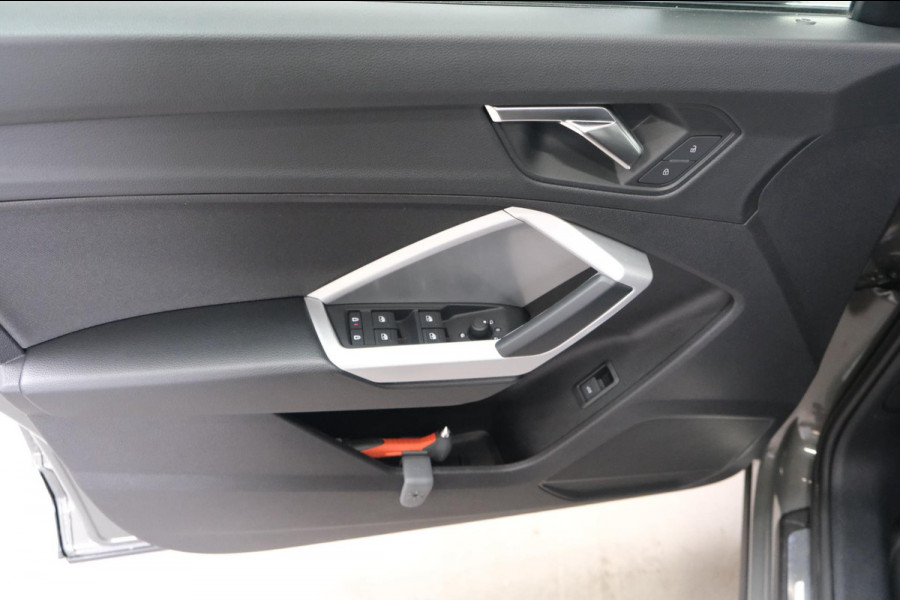 Audi Q3 35 TFSI Advanced edition - N.A.P. Airco, Cruise, Navi, PDC, Schuifdak.