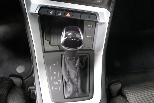 Audi Q3 35 TFSI Advanced edition - N.A.P. Airco, Cruise, Navi, PDC, Schuifdak.