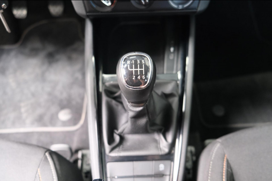 Škoda SCALA 1.0 TSI Ambition - N.A.P. Airco, Cruise, PDC, Trekhaak.