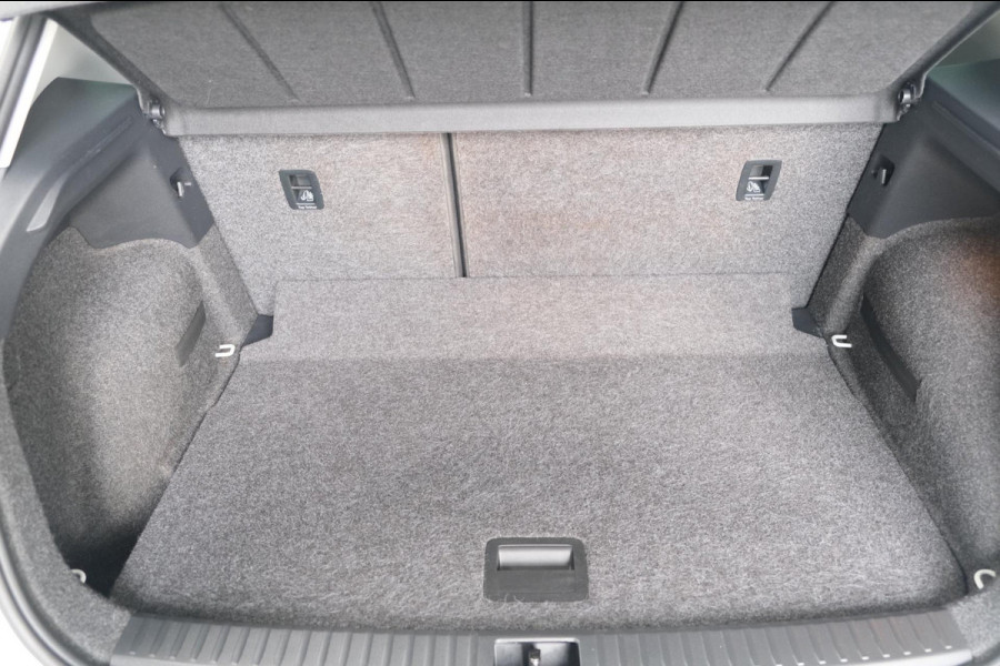 Seat Arona 1.0 TSI Style Business Intense - N.A.P. Airco, Cruise, Navi, PDC, Camera.