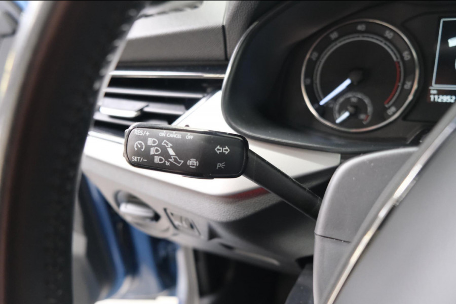 Škoda Kamiq 1.0 TSI Sport Business - N.A.P. Airco, Cruise, PDC.