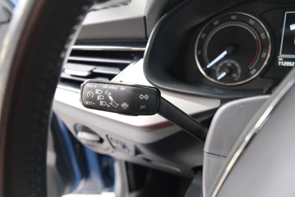 Škoda Kamiq 1.0 TSI Sport Business - N.A.P. Airco, Cruise, PDC.