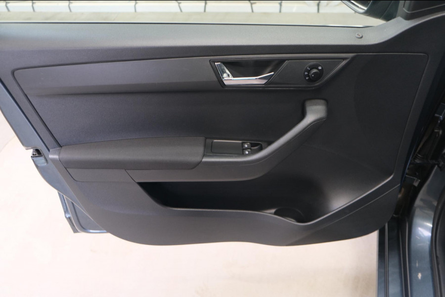 Škoda Fabia 1.0 TSI Ambition - Airco, Cruise, PDC, Trekhaak.