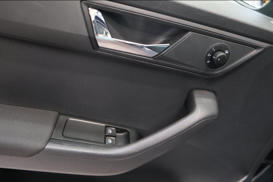 Škoda Fabia 1.0 TSI Ambition - Airco, Cruise, PDC, Trekhaak.