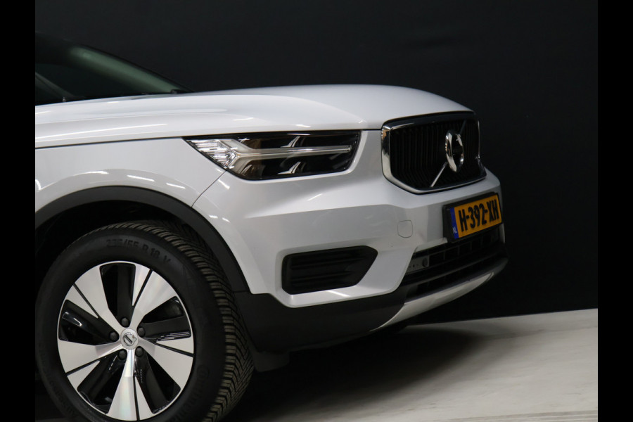 Volvo XC40 1.5 T5 Twin Engine Momentum Pro [TREKHAAK INKLAPBAAR, APPLE CARPLAY, ANDROID, PDC V+A, CRUISE CONTROL, CLIMATE CONTROL, HALF LEDER, NIEUWSTAAT]