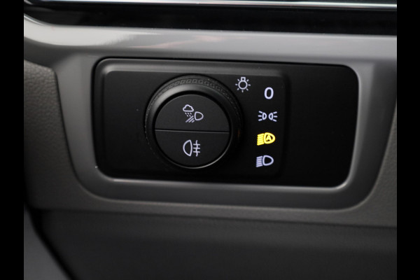 Volkswagen Transporter 2.0 TDI L2H1 30 Bulli | trekhaak | Sidebars | Intropakket