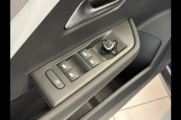 Opel Astra Sports Tourer 1.2 Turbo Business Edition Automaat | AGR | Stoelverwarming | Stuurverwarming | Navigatie | Achteruitrijcamera