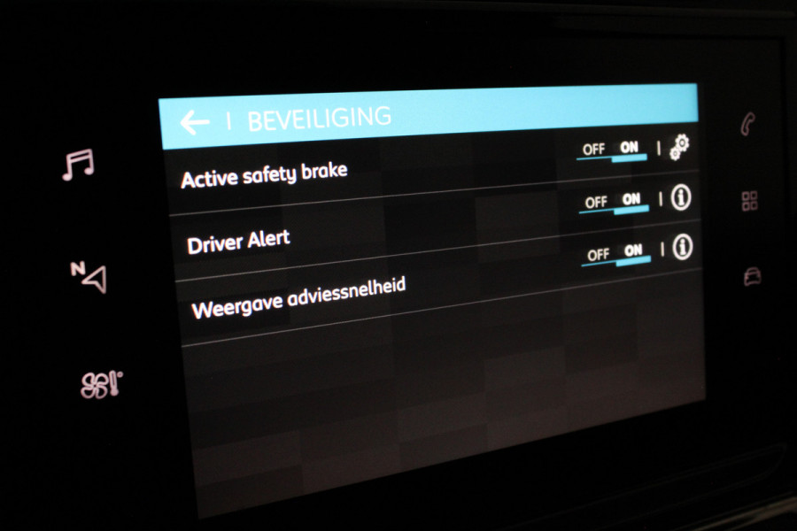Citroën C3 1.2 PureTech S&S Feel Edition Cruise control/Perla Nera Black/Nette staat en goed onderhouden!