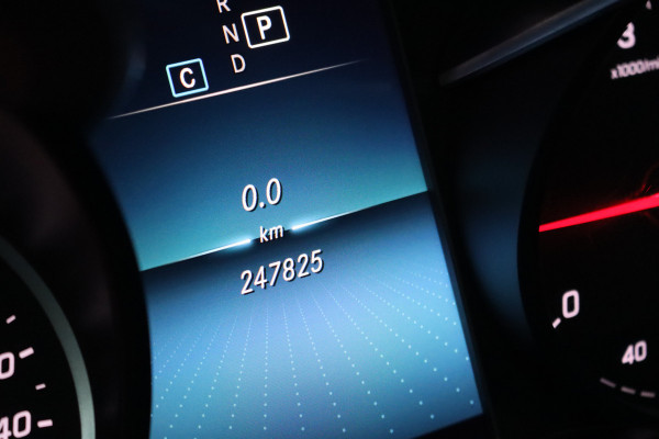 Mercedes-Benz C-Klasse Estate 220 d Premium+ AMG Line | Camera | Trekhaak | Multibeam LED | Standverwarming | Nightpakket | Stoelverwarming | Elektrische Achterklep |