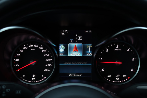 Mercedes-Benz C-Klasse Estate 220 d Premium+ AMG Line | Camera | Trekhaak | Multibeam LED | Standverwarming | Nightpakket | Stoelverwarming | Elektrische Achterklep |