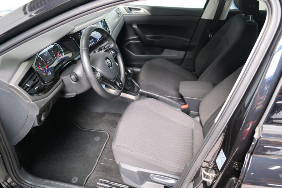 Volkswagen Polo 1.0 TSI Comfortline - N.A.P. Airco, Cruise, Apple CarPlay.