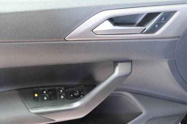 Volkswagen Polo 1.0 TSI Comfortline - N.A.P. Airco, Cruise, Apple CarPlay.