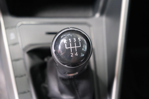 Volkswagen Polo 1.0 TSI Comfortline - N.A.P. Airco, Cruise, Apple CarPlay.