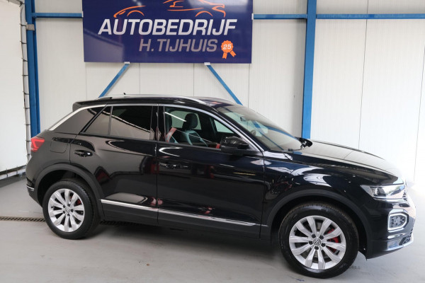 Volkswagen T-Roc 1.0 TSI Sport - N.A.P. Airco, Cruise, Navi, PDC.