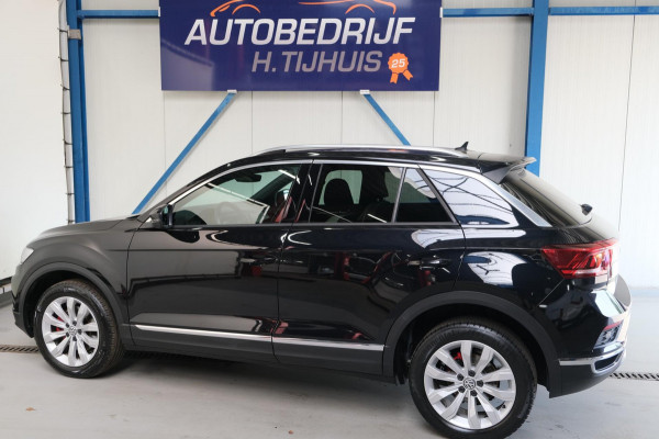 Volkswagen T-Roc 1.0 TSI Sport - N.A.P. Airco, Cruise, Navi, PDC.