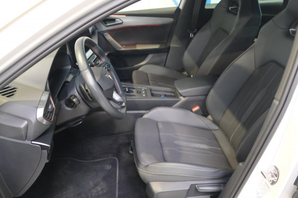 CUPRA Leon Sportstourer 1.4 e-Hybrid Business - Airco, Cruise, Navi, PDC, Stoelverwarming.